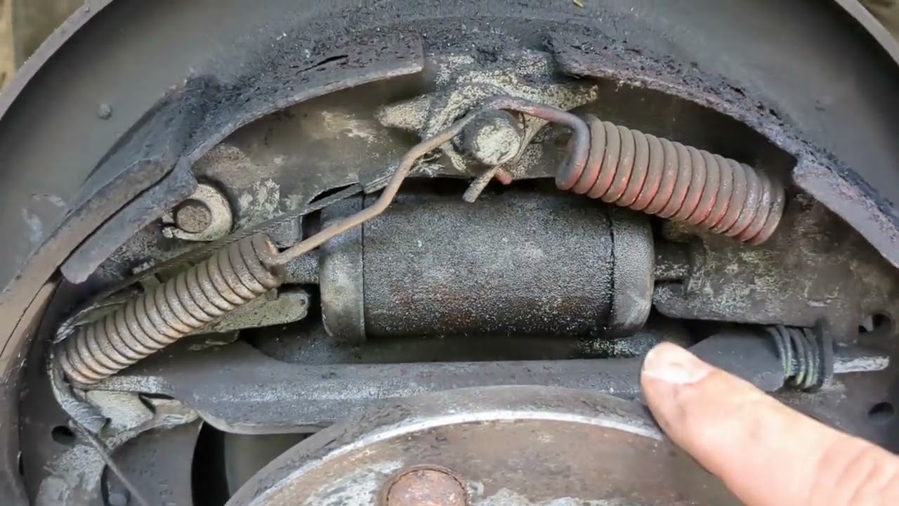 Wheel/Brake Cylinder Replacement - 2002 Dodge Dakota