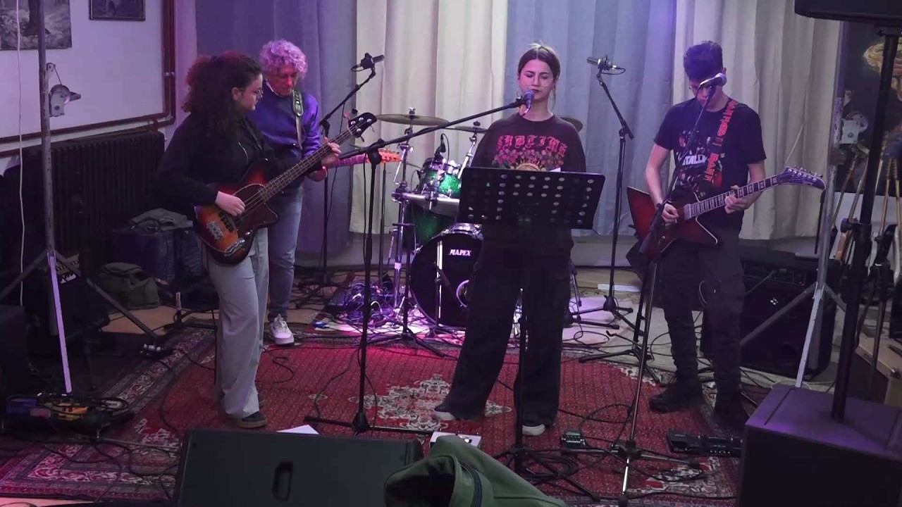 „Rock veče, nekad i sad“   Manifestacija koja čuva rock kulturu u Sremu