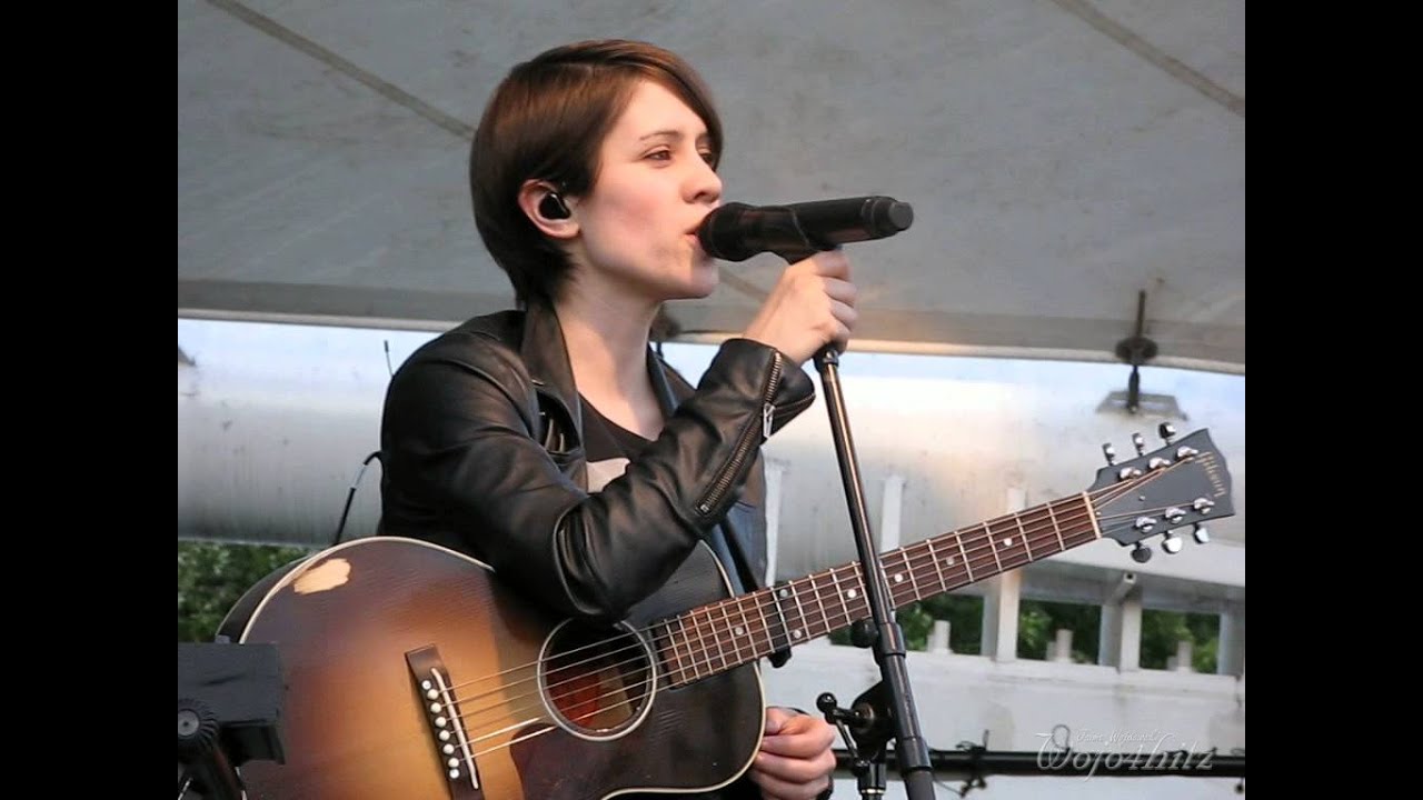 4/15 Tegan & Sara - The DeLorean + Sara Lisping + WWAG @ Del Crary Park, Peterborough, ON 7/23/14