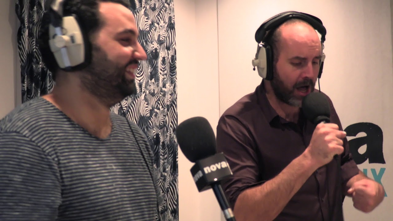Aznavour version Le Pen dans les 30 Glorieuses - Nova