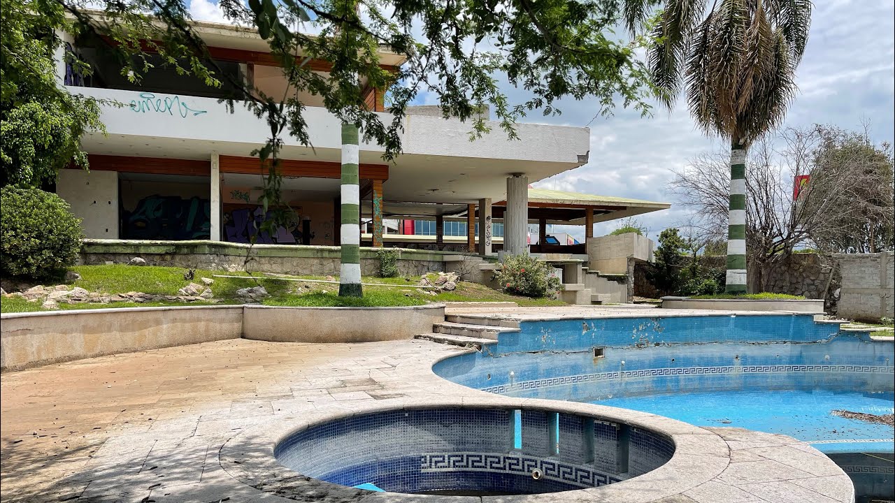 Propiedad abandonada perteneció a un empresario muy reconocido en leon Gto