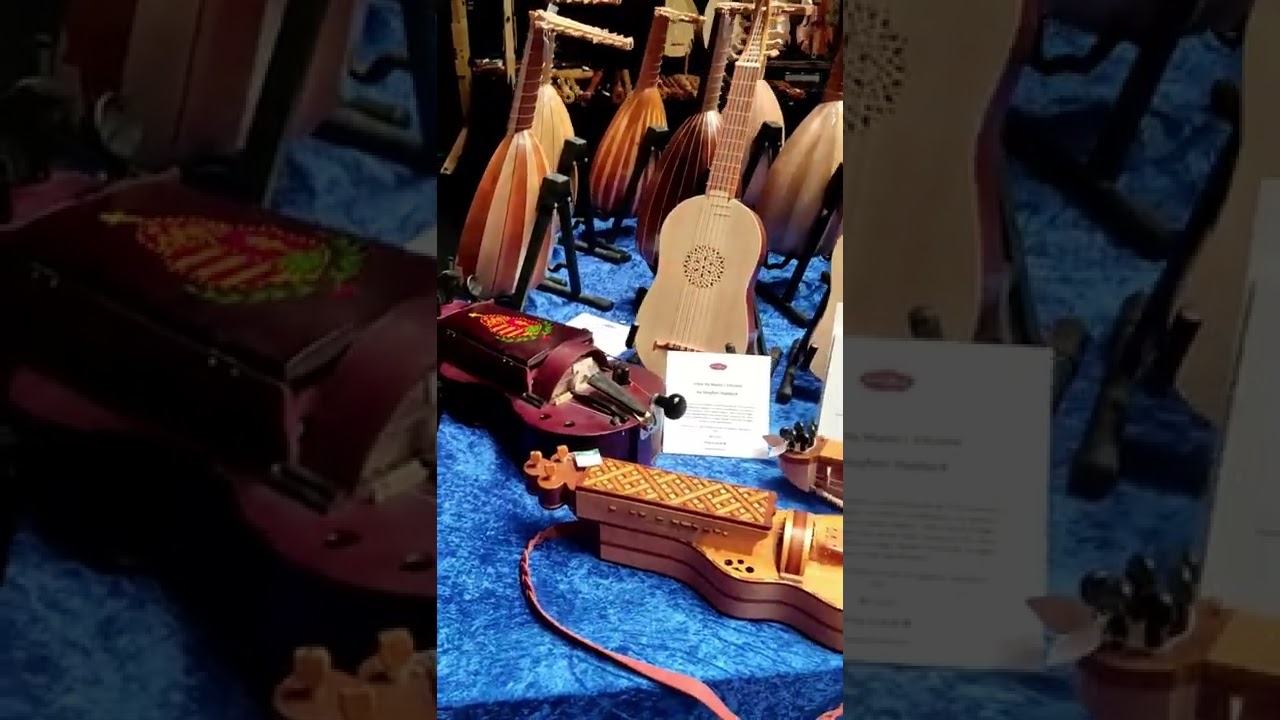 LIFEM - The Early Music Shop - Hurdy Gurdys, Early Plucked and Early Bowed Instruments #shorts