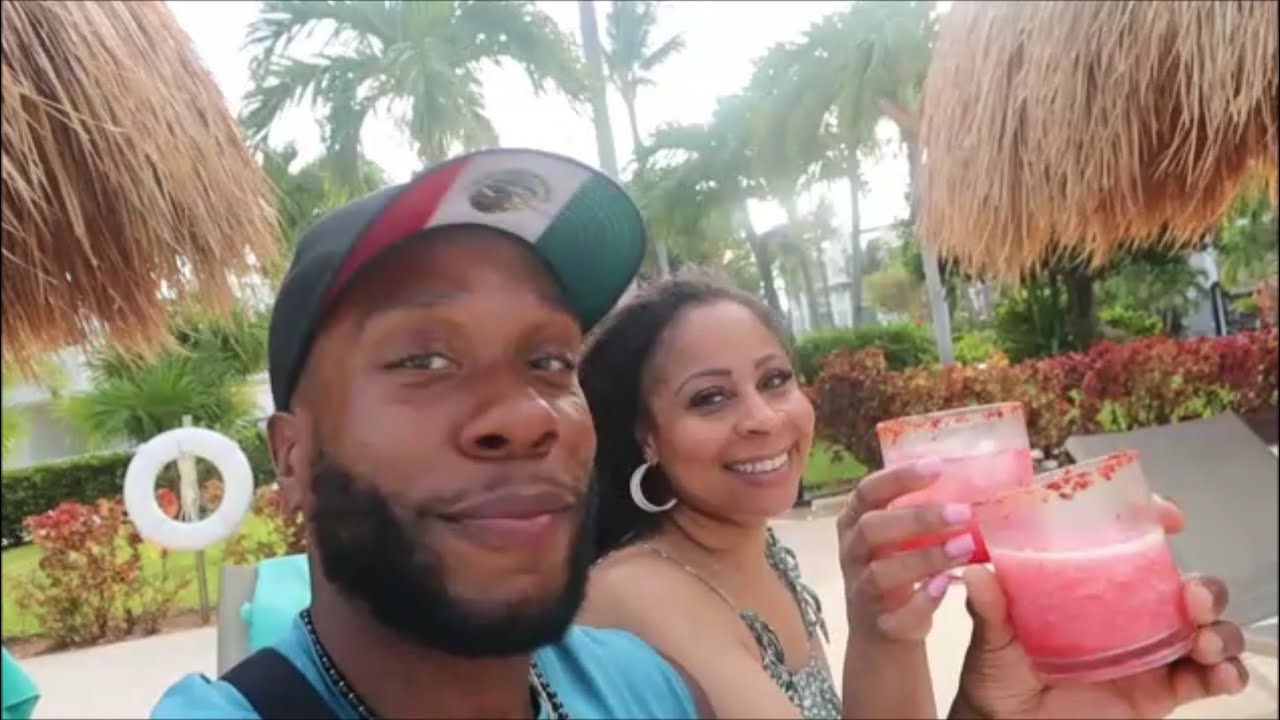 Papi Jones Returns To Cancun | Vlog