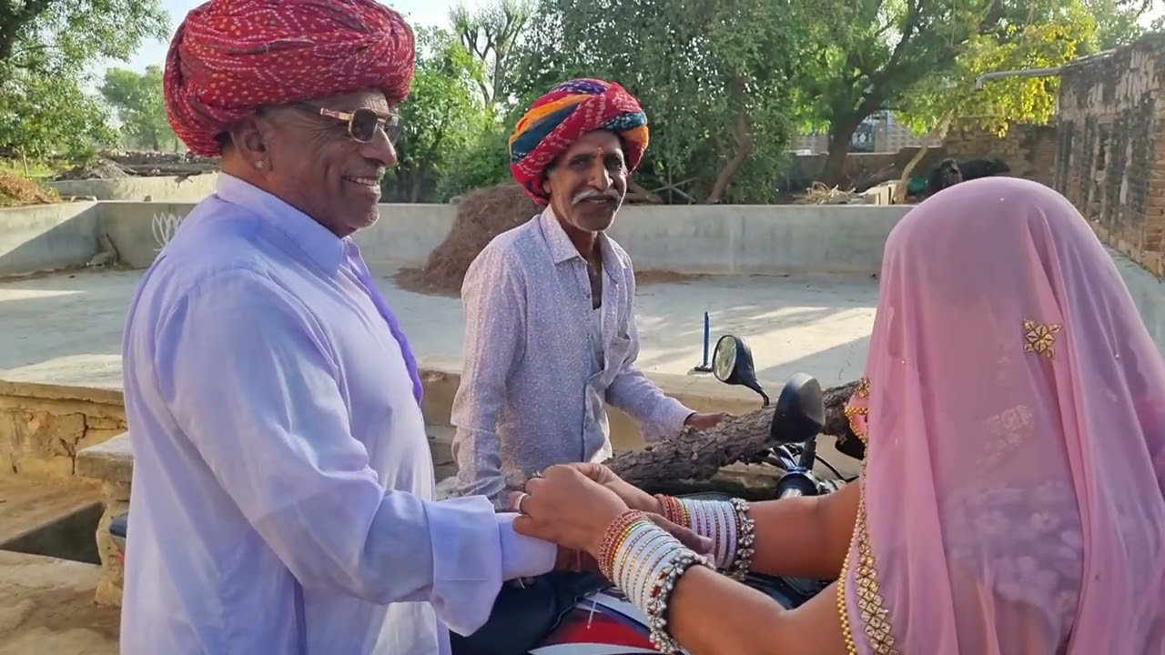 Rajasthani marriage song (vivaha geet moban lele aave )
