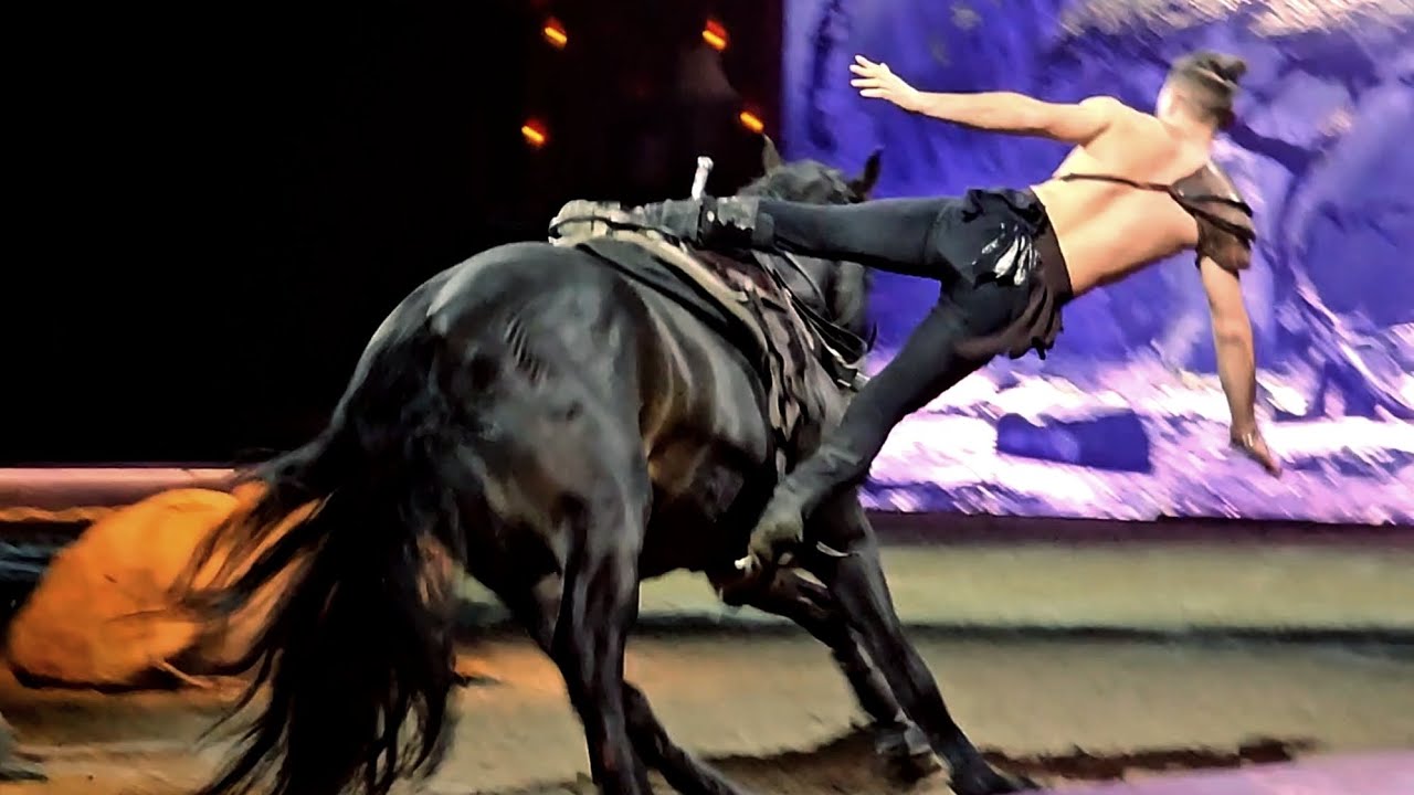 Cavalluna - Grand Moments Tour 23.02.2025 Stuttgart Pferdeshow reiten Show Teil 15 Kosaken reiten
