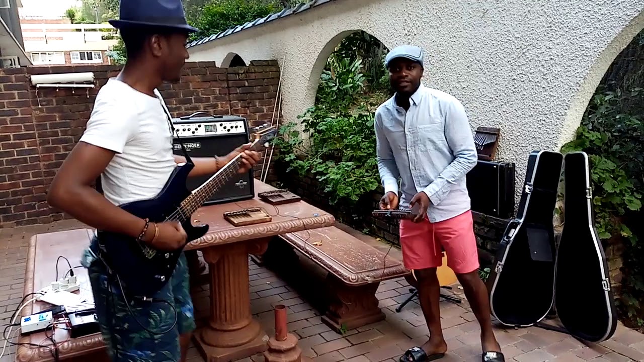 David Chinyanga & Faray the Great - Sango wandirasa
