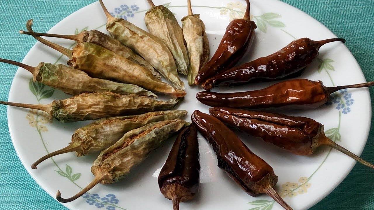 Sandgi Mirchi Recipe | Stuffed Dried Chilli | सांडगी मिरची । भरवा मिर्च
