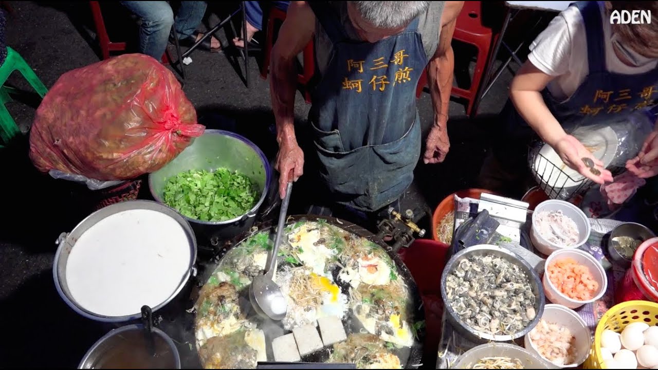 Taiwan Street Food - Oyster Omelette