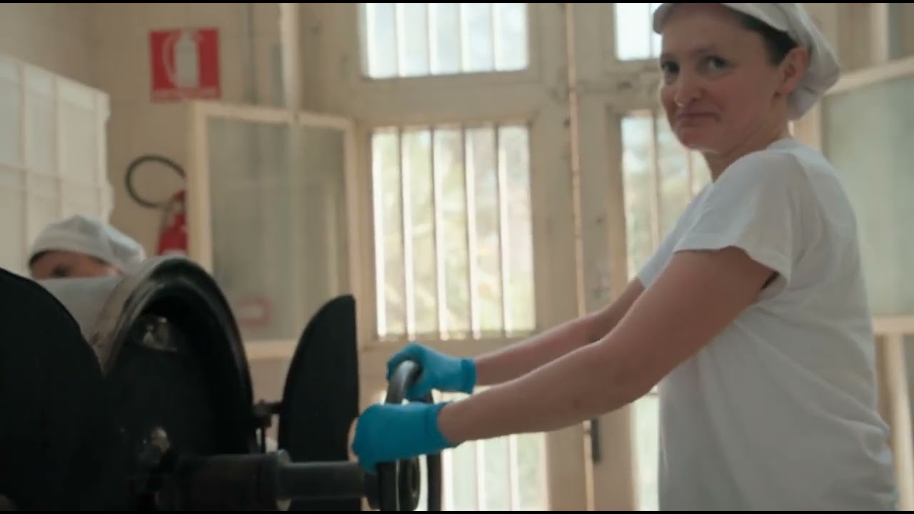 Tucci en Italia - Doblaje latino de Mario Pelino