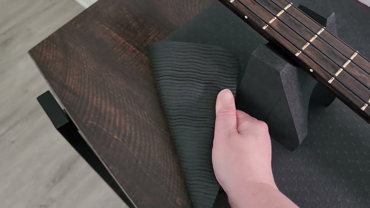 Flatsons Guitar Work Mat and Neck Rest Review