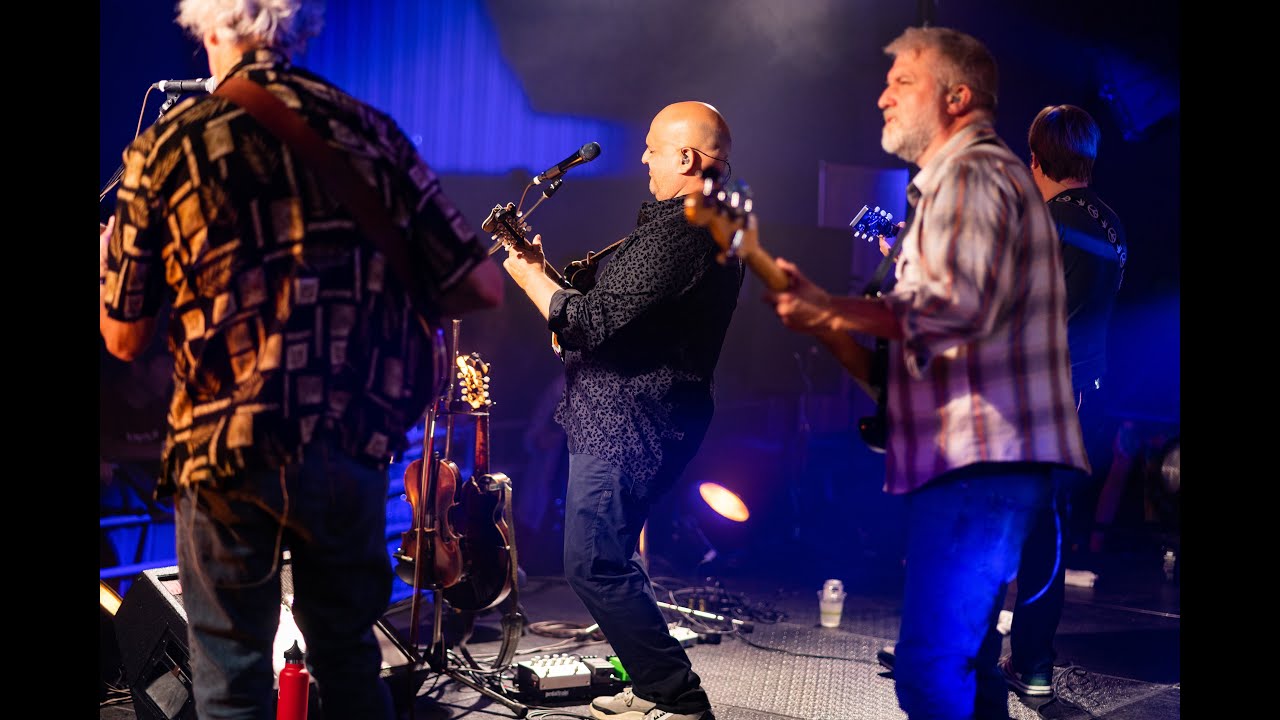 Frank Solivan and Dirty Kitchen - HOLD ON (Official Video)