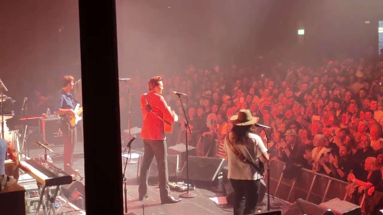 The Red Clay Strays - On my knees, Roundhouse, London, 9th November 2025
