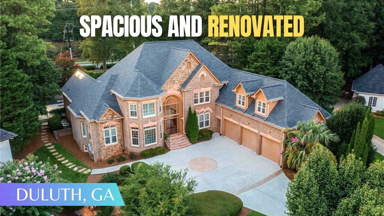 Freshly Renovated SUPER Spacious Luxury Home w/Heated Pool + HUGE Basement + Outdoor Kitchen 
