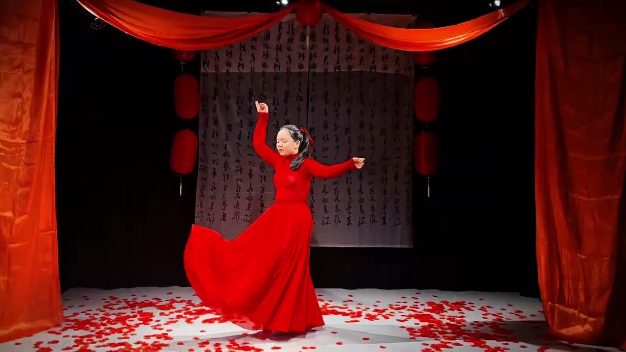 Múa Quẻ Bói Kid - LiLy Dance #muacotrang 