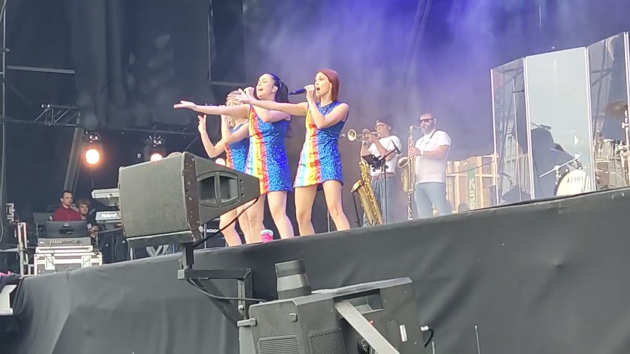 K3 - De politie / Superhero / Play-o Live at The Student Kick Off 2025