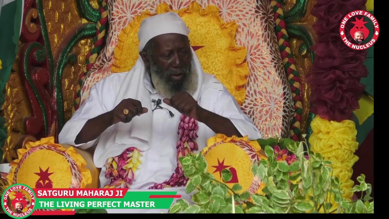 SATGURU MAHARAJ JI THE FATHER OF CREATION BLESSING THE ENTIRE WORLD