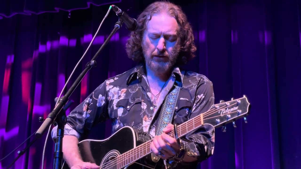 Jason Elmore acoustic at The Kessler Theater in Dallas