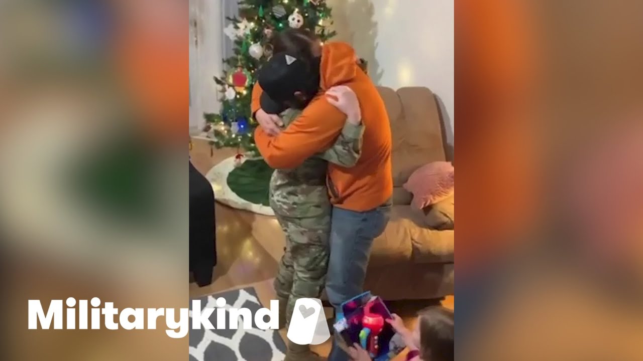 Husband breaks down when airman walks in | Militarykind