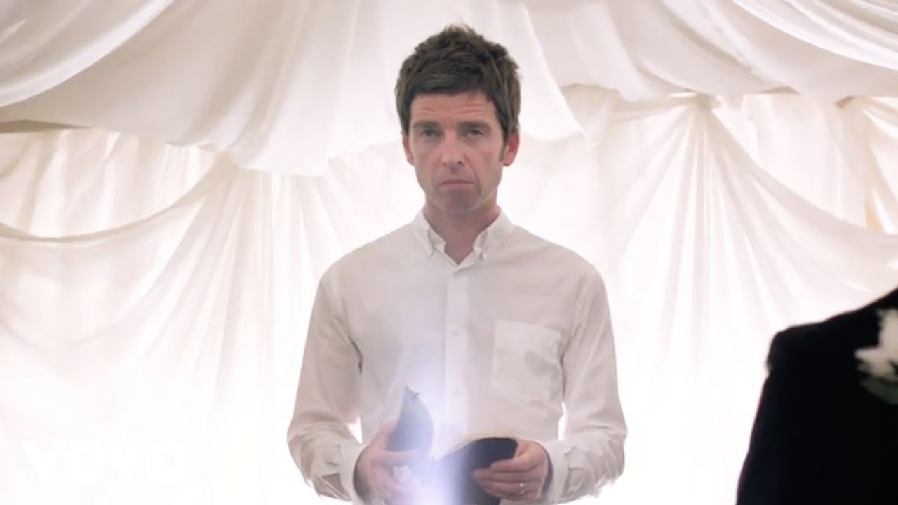 Noel Gallagher&rsquo;s High Flying Birds - Ride The Tiger (Official Video)