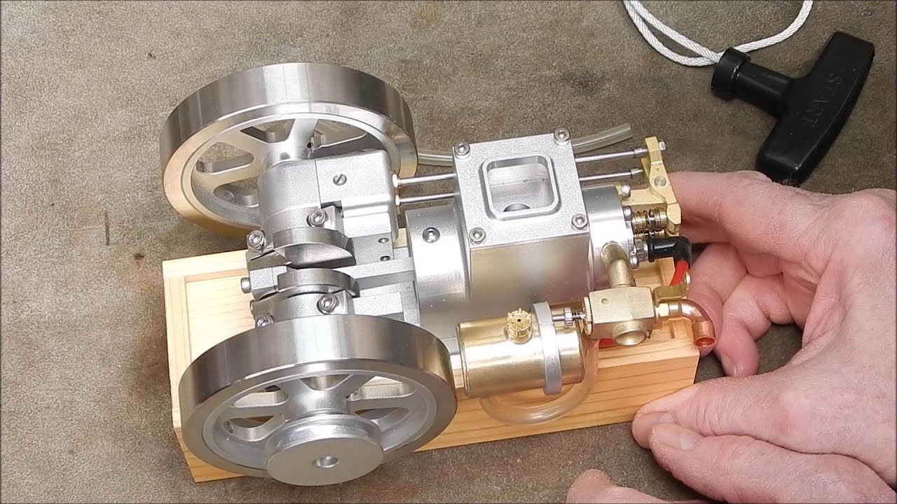 The Eachine ET8 horizontal four stroke model engine from Banggood is a lot of fun