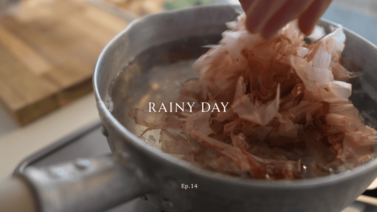 Making Japanese Dashi from Scratch | A Cozy Rainy Day Dinner