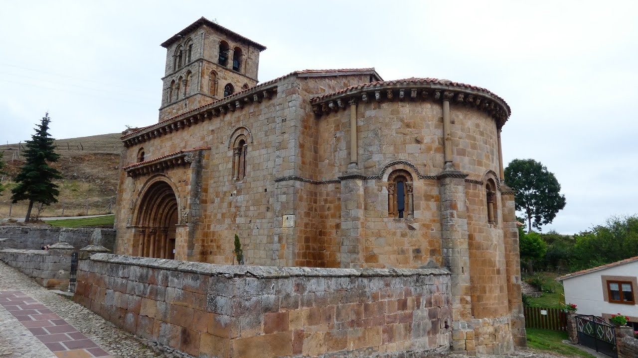 Colegiata de San Pedro de Cervatos (Cervatos, Cantabria)