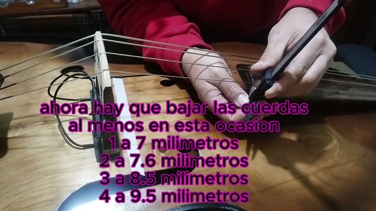 Micrófono Piezoeléctrico para Contrabajo  instalar