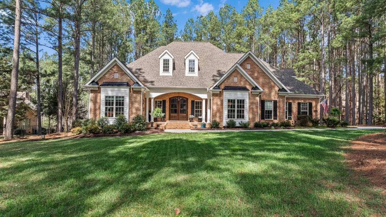 4950 River Hills Dr, Denver, NC