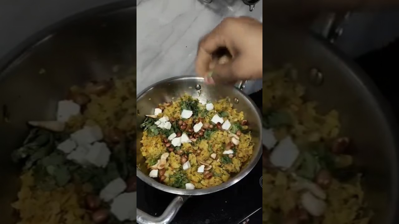 Vegetable Loaded And Protein Rich Khila Khila Poha #kidsfavorite #7dayschallange #tiffinseries