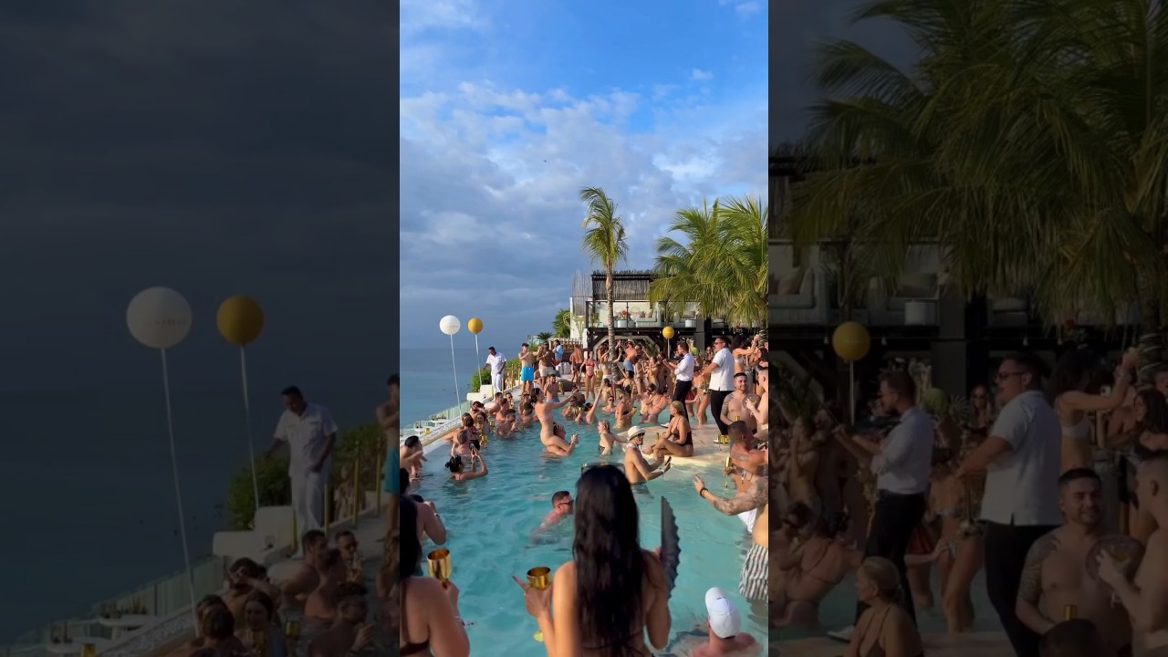 Pool Party in Bali 🇲🇨🏝️🔥📹 by: @elkabronbali [IG] #poolparty #bali #summer #beachparty #housemusic