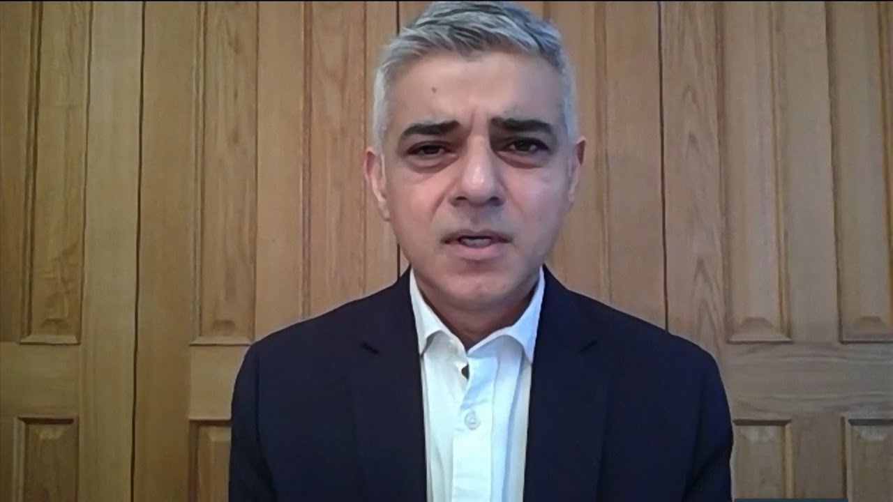 UK: London declares major incident as NHS buckles under Covid strain