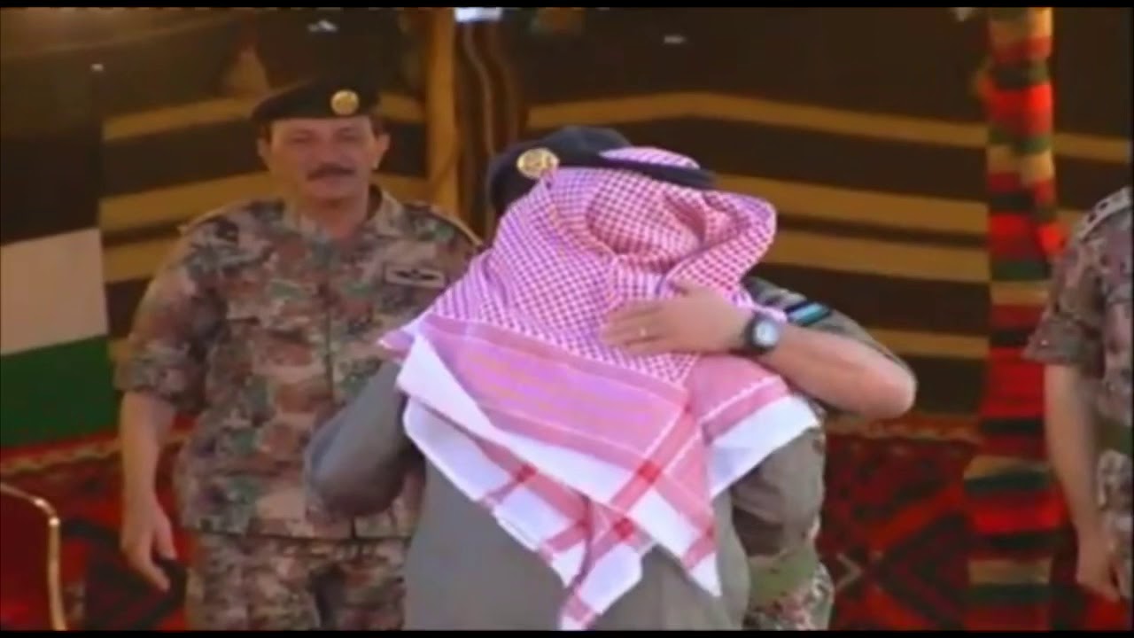 قصيده ( انا اردني ) امام الملك عبدالله الثاني بحضور سمو الامير حسن