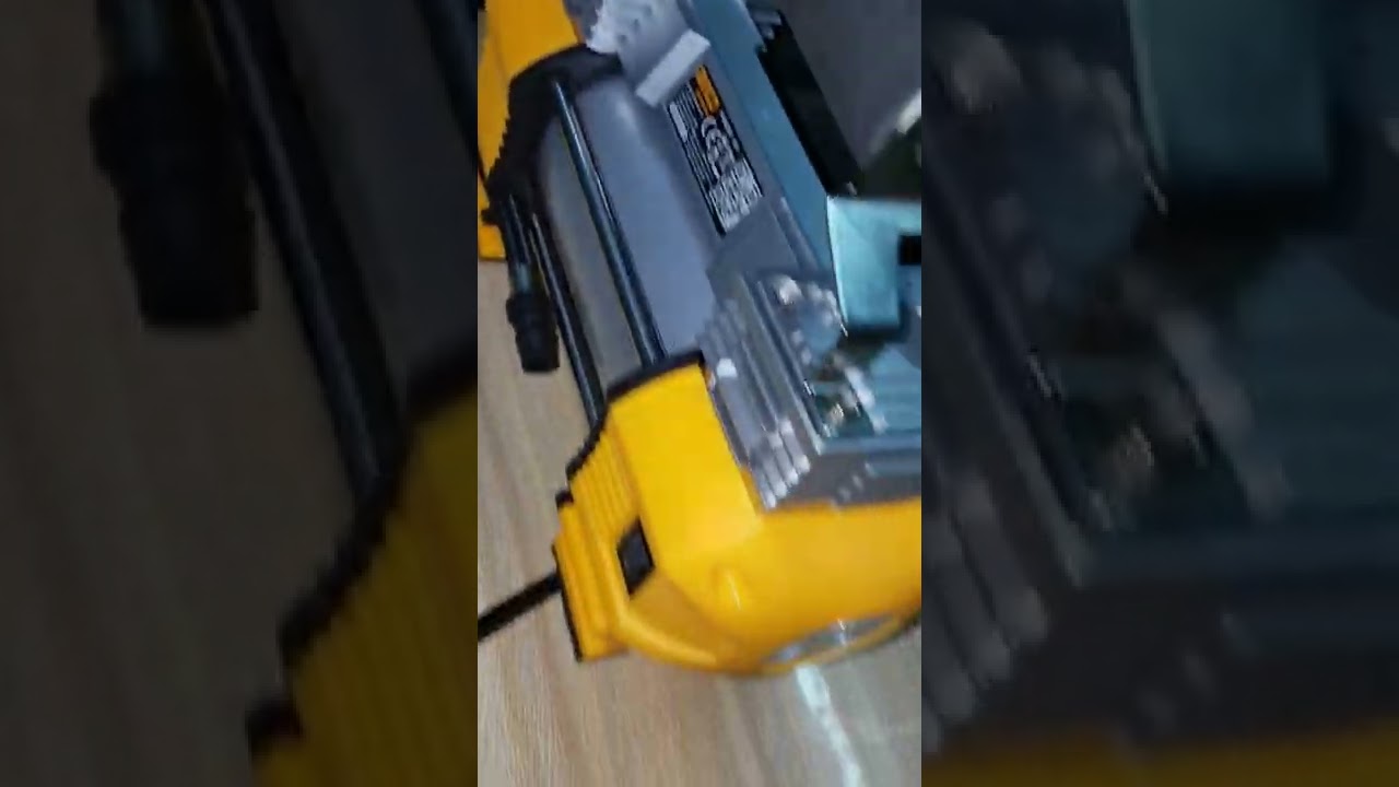 Tyre inflator air compressor portable crown vs ingco