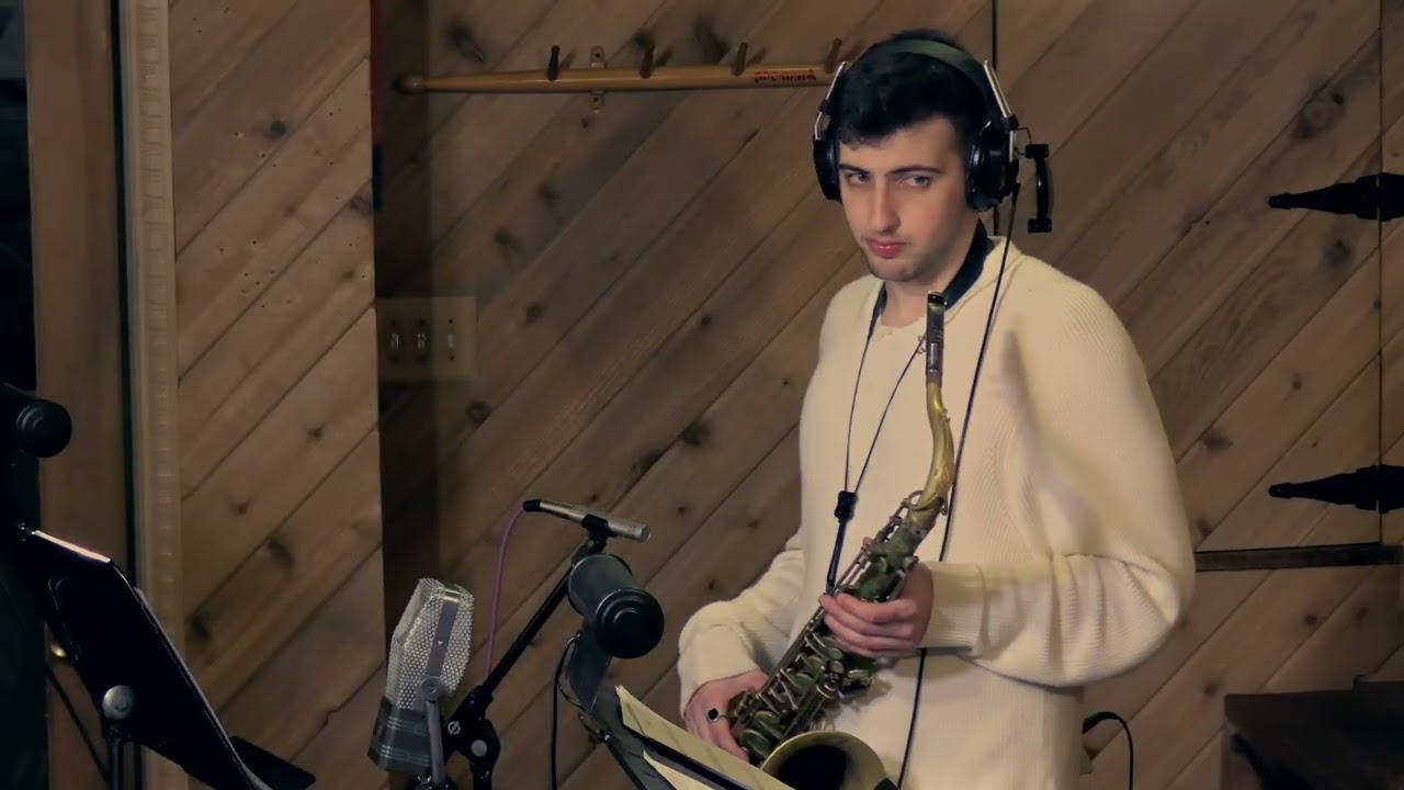 Simon Mogul-Familiar Ties (Official Music Video)