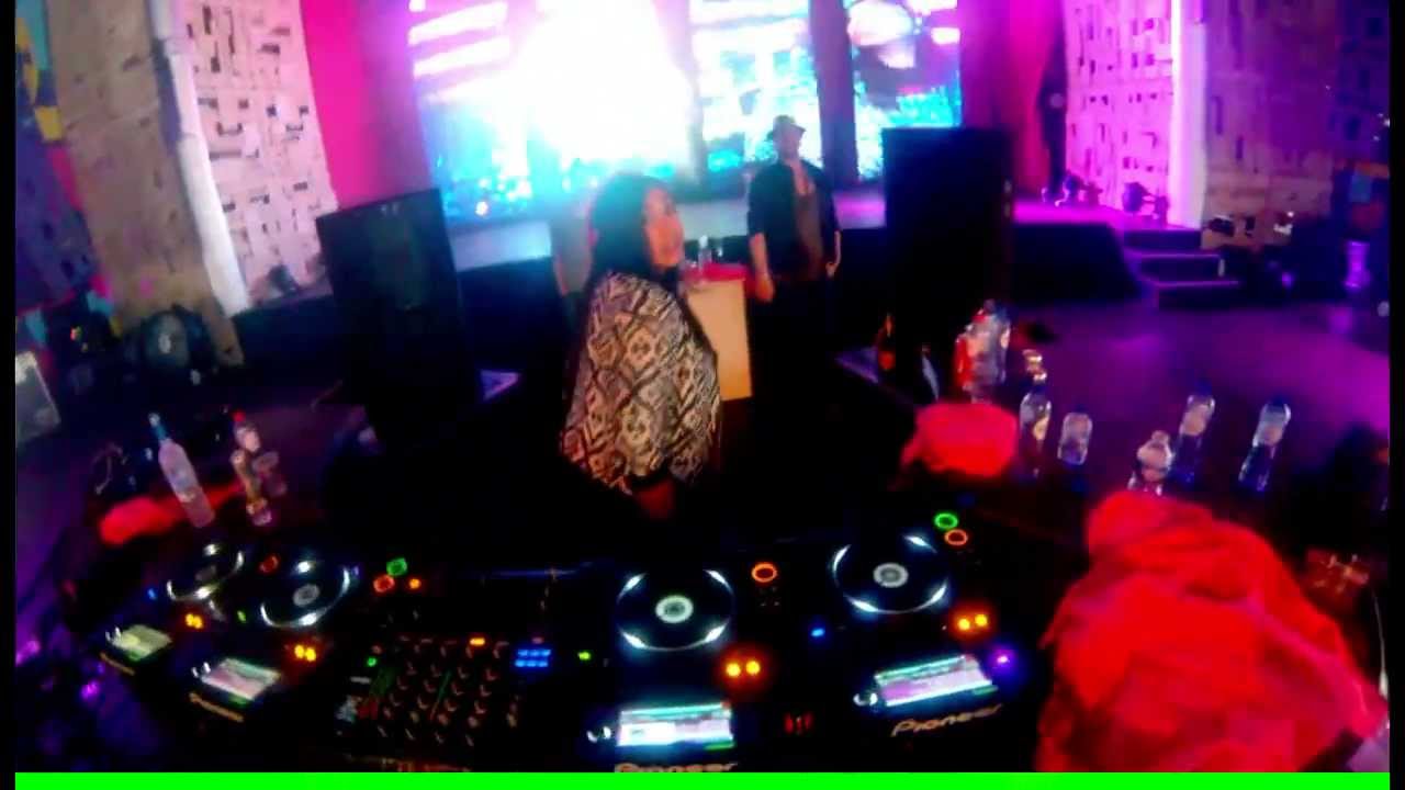 Lady Bee & MC Steef @ Freshtival 2013