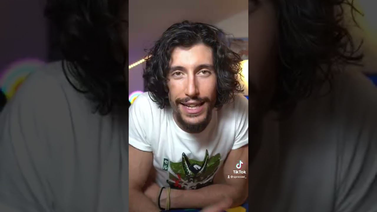 L&rsquo;esperimento di oggi &egrave; il VEGANZOLA, ovvero il Gorgonzola vegano 🌱 #shorts