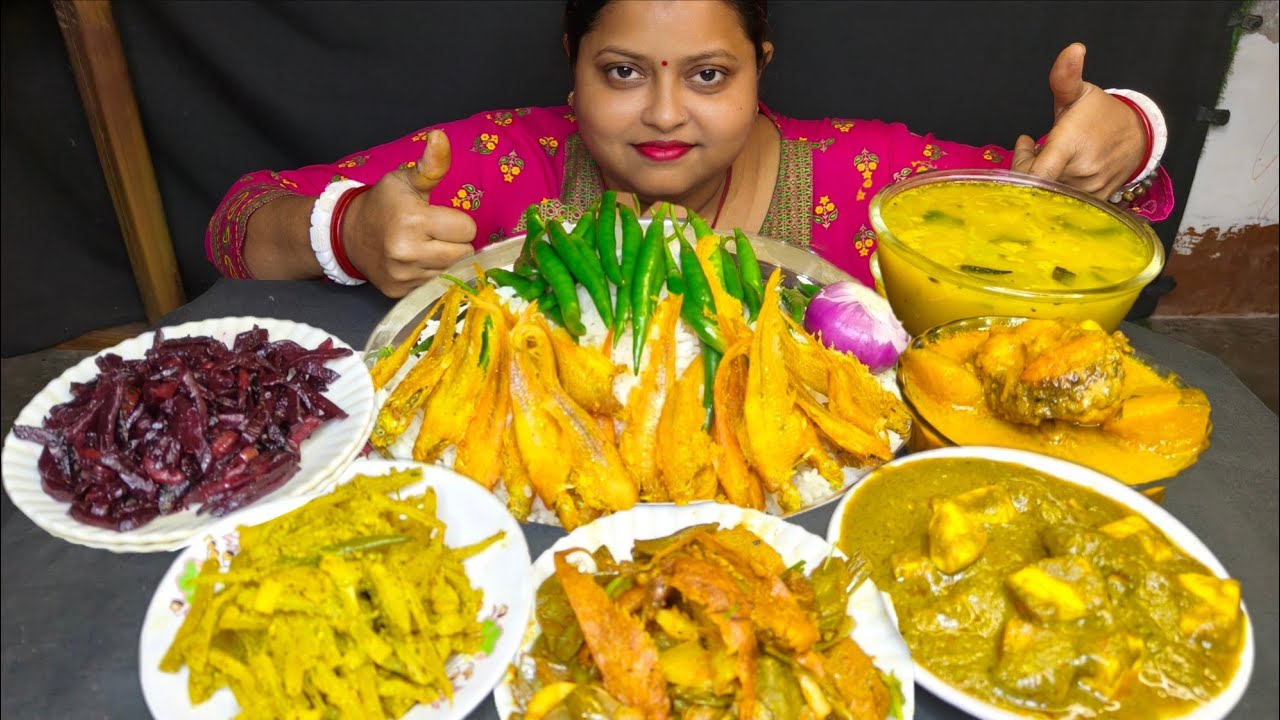 ASMR RICE AMUDI FISH FRY BITROUT FRY DAL PALAK PANEER RUI MACHER JOL AMUDI MACHER CHORCHORI EATING 