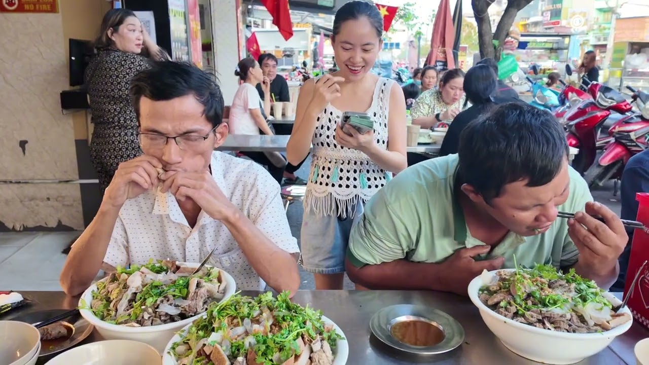 ÔNG CHÚ THỢ HỒ - ANH ĐANG BÌNH DƯƠNG QUAY LẠI CHIẾN ĐẤU 2 TÔ BÚN SỨA 30 TRIỆU ĐẦY BẤT NGỜ