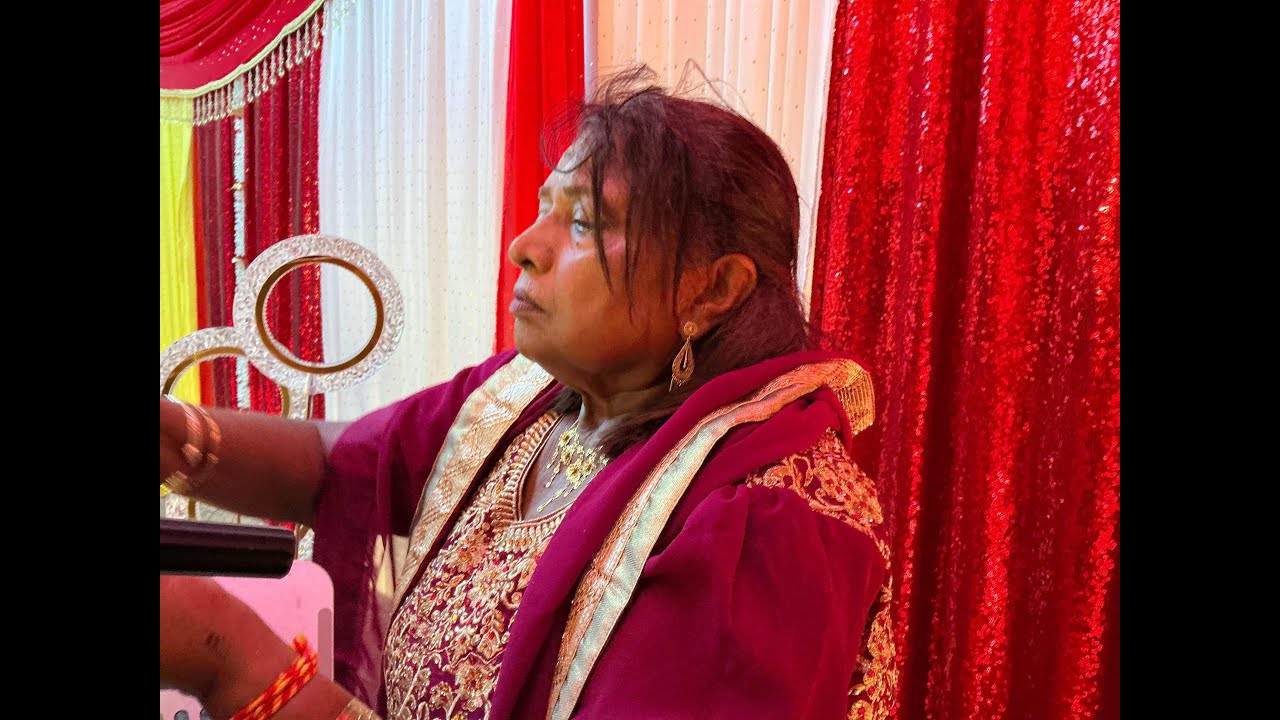 Ms. Thakoor Bridgelal and Family hosts Ramayan Yajna in Debe.Night 2