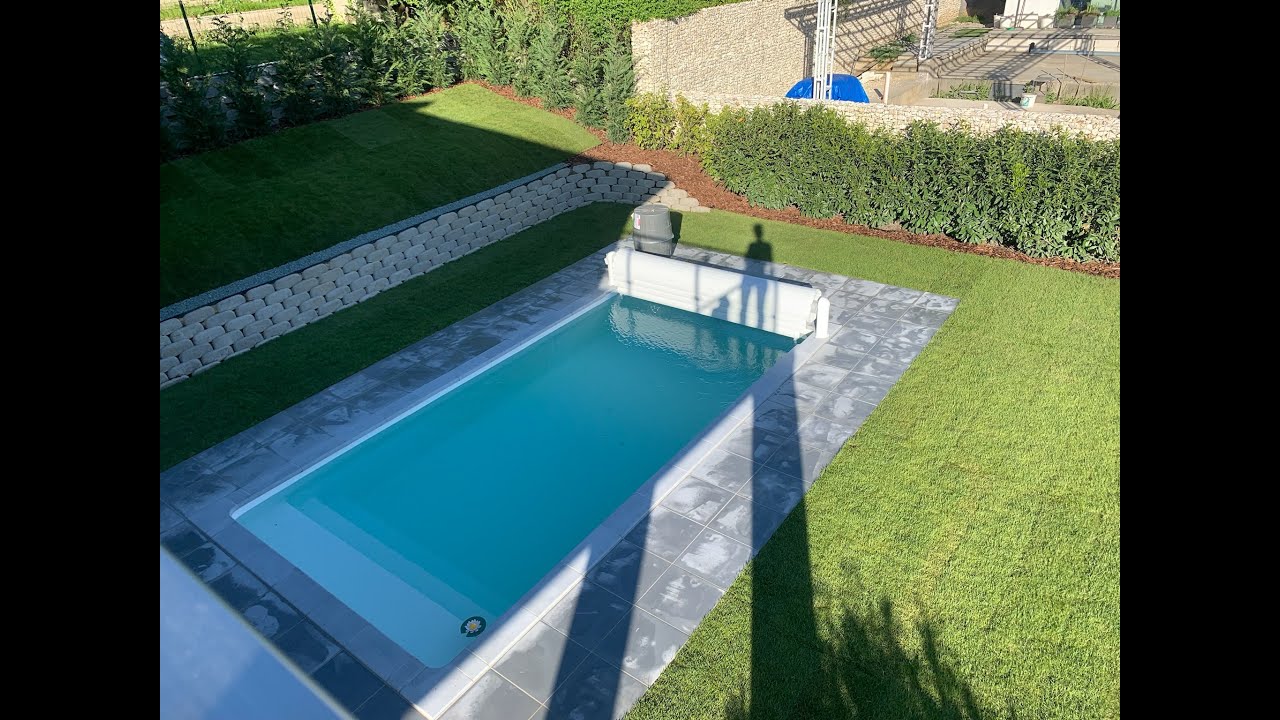 Medence Epites 2022