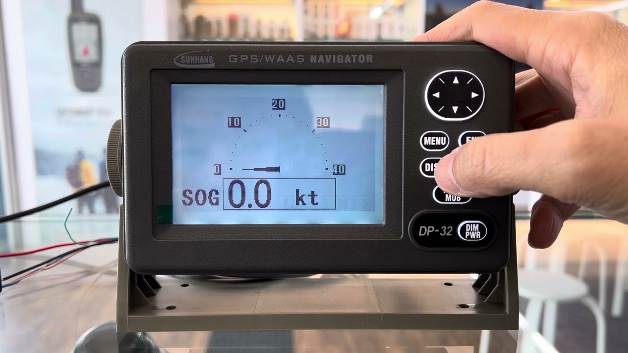 SUNHANG DP-32 GPS WAAS NAVIGATOR similar operate as FURUNO GP-32.