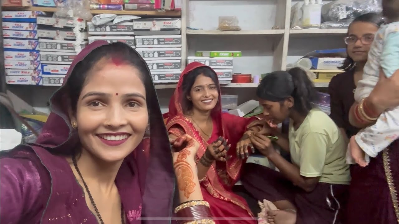 Happy karva chauth 🙏 मेहंदी रख दी पति देव के नाम की 🫶🏻🥰 सहेलियों के साथ masti 😄