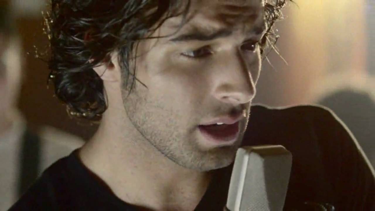 JENCARLOS CANELA - 
