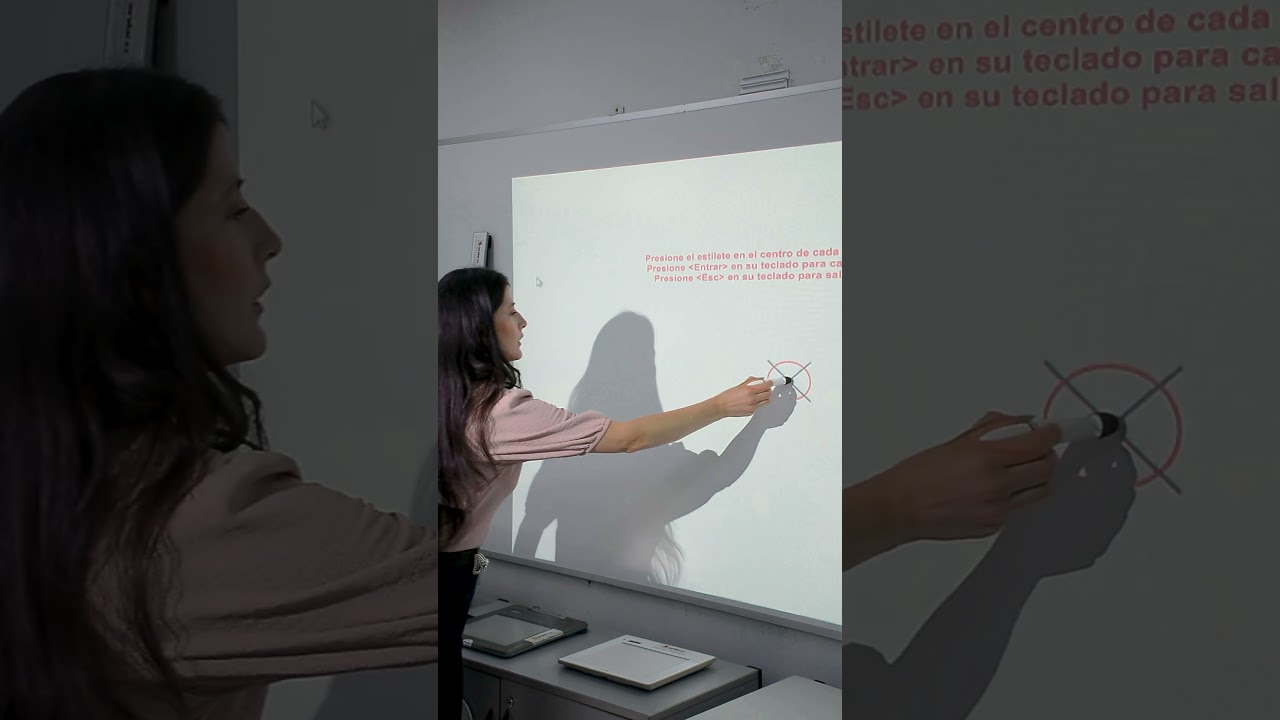Diferencia entre una Pizarra interactiva vs una Pantalla Interactiva