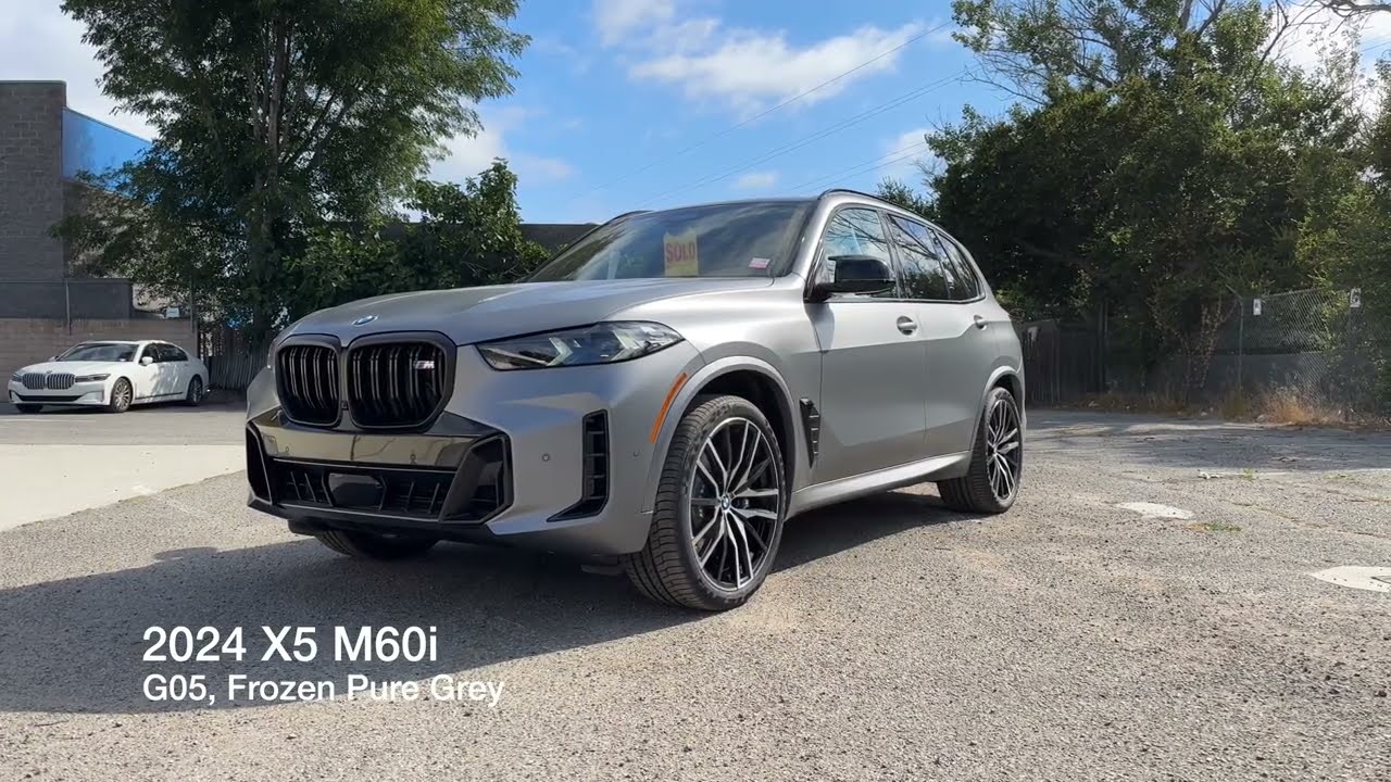Tour the 2024 X5 M60i in Frozen Pure Grey | 4K