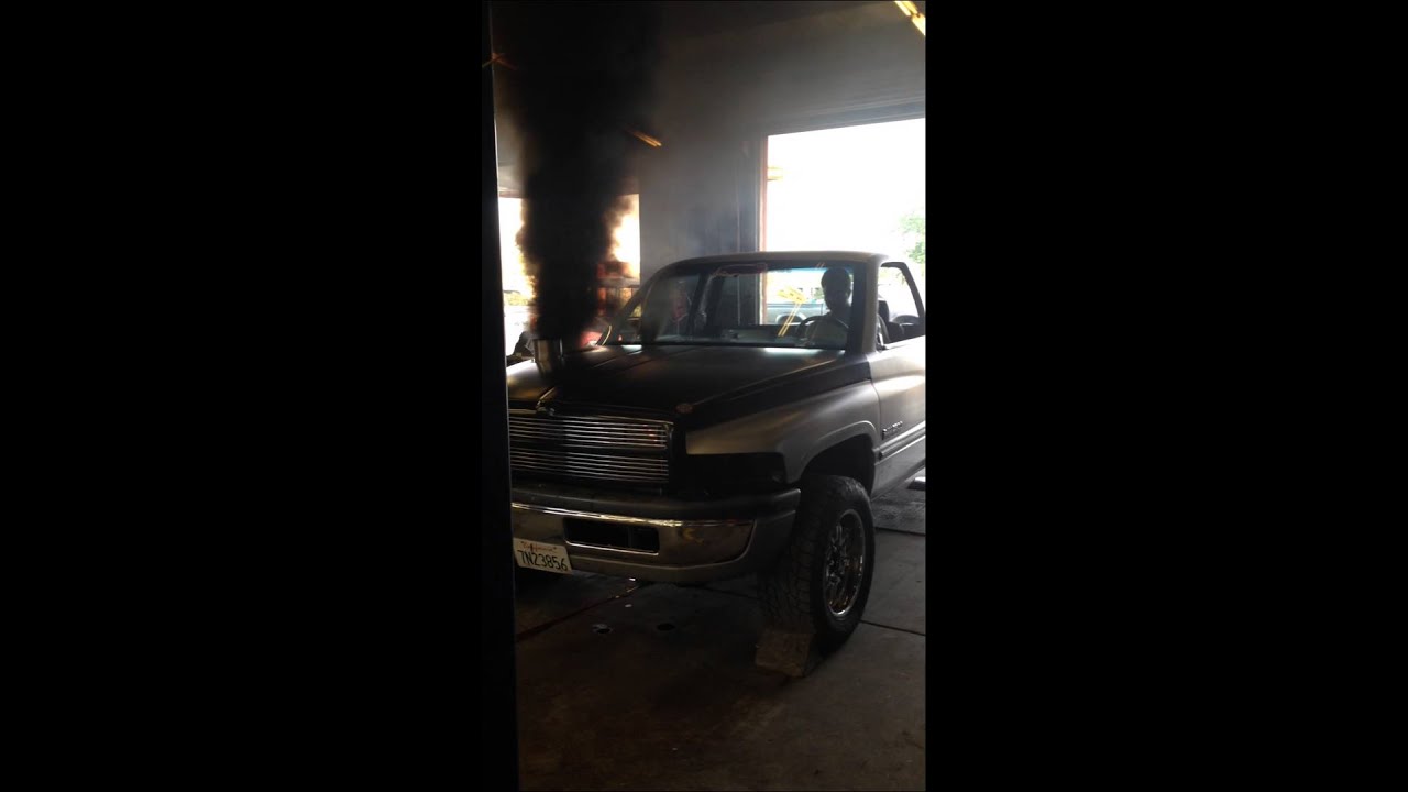 Cody B Cummins 12 valve nitrous backfire.
