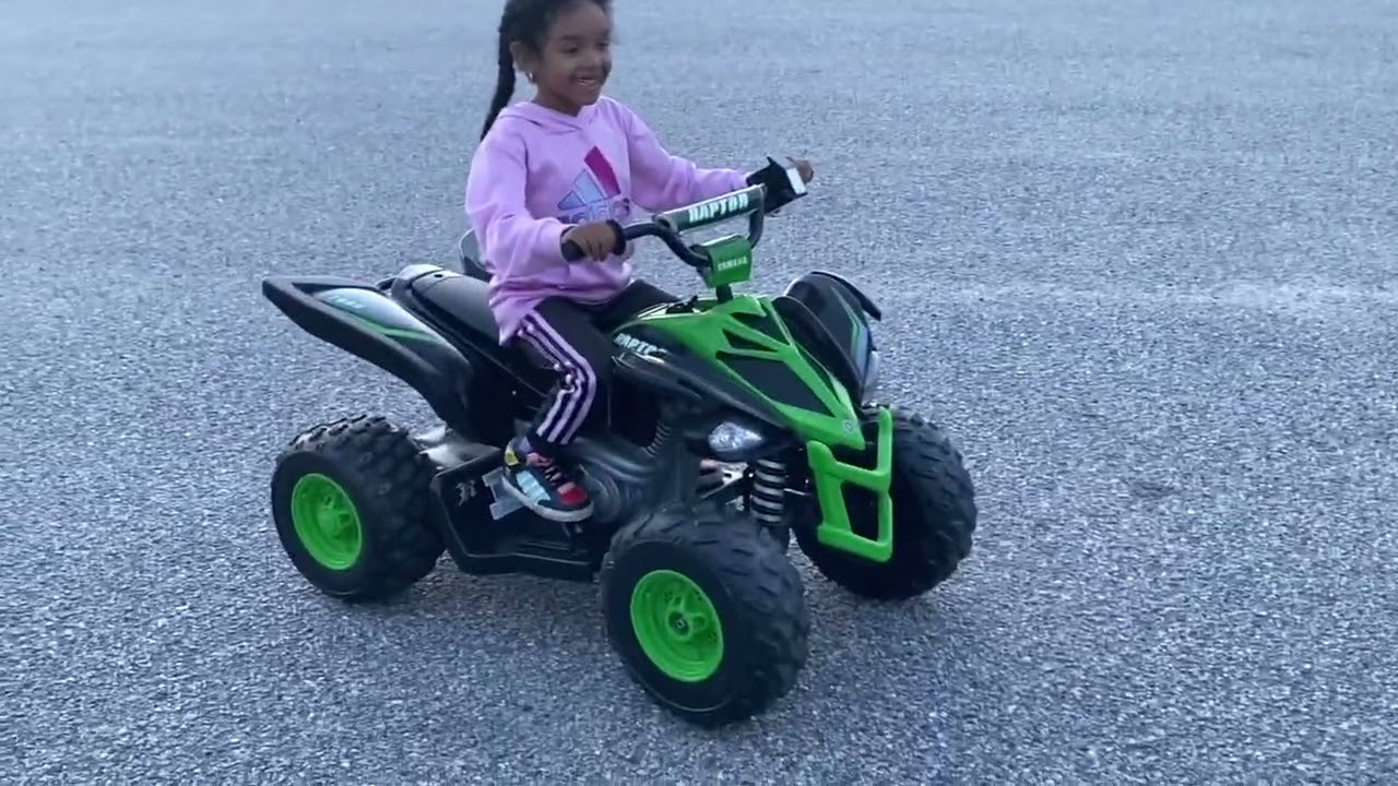 Yamaha 12 Volt Raptor battery powered car!!!