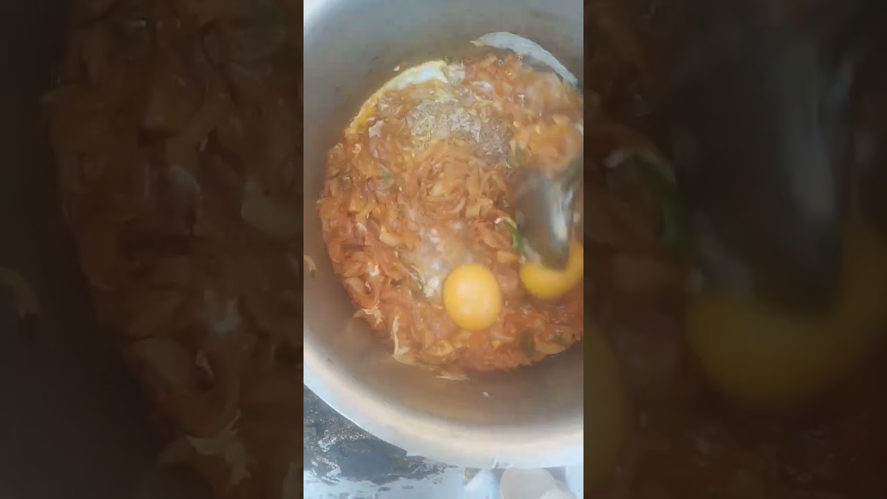 Onion egglo Curry recepi making by N. A kitchen (😋😋انڈہ ایگلو کری ریسیپی وائر ل)