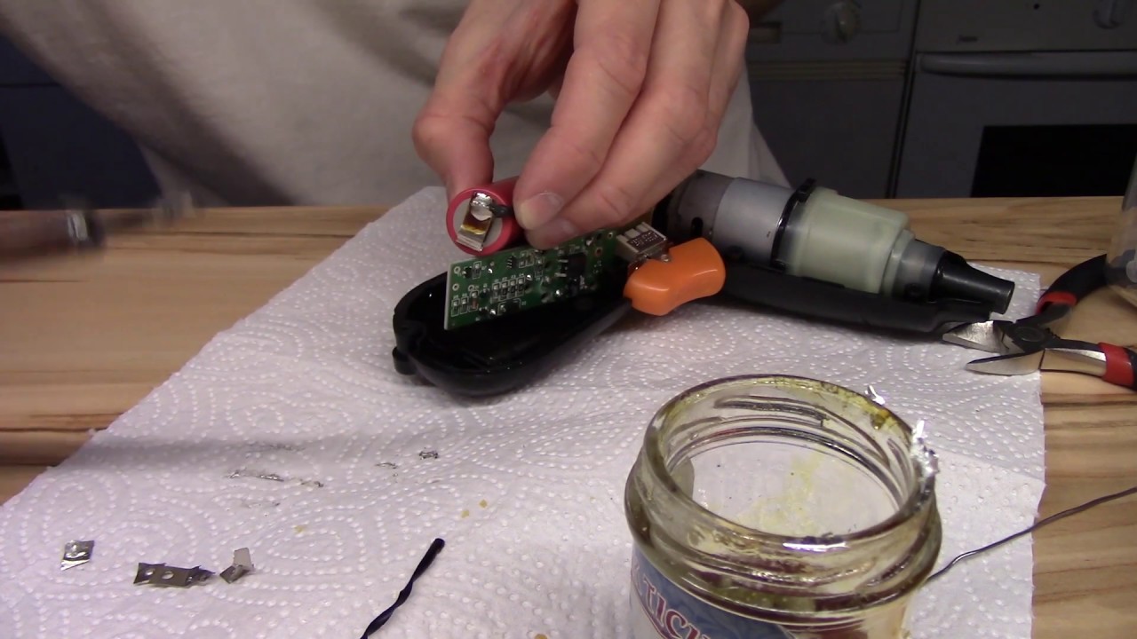 Replacing an IKEA FIXA cordless Screwdriver Battery