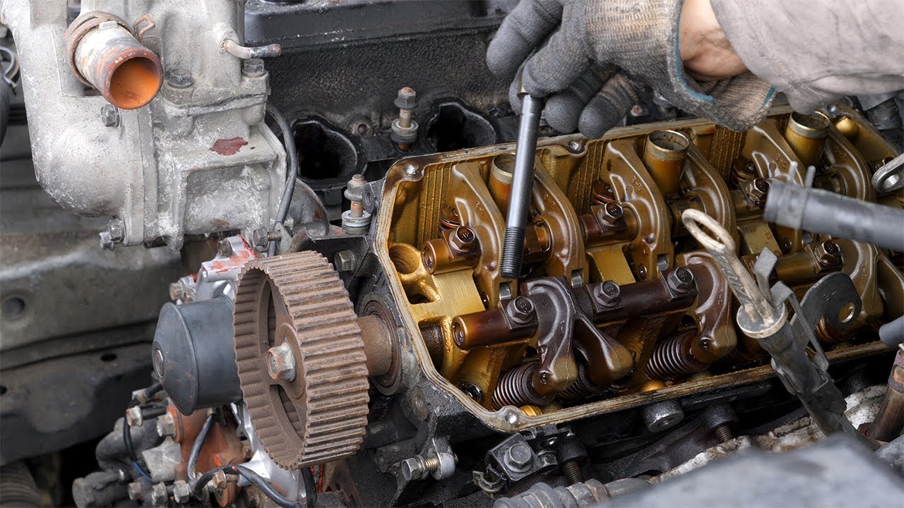 Mitsubishi Montero Head Gasket Repair Part 4: Left Exhaust Manifold and Cylinder Head Removal